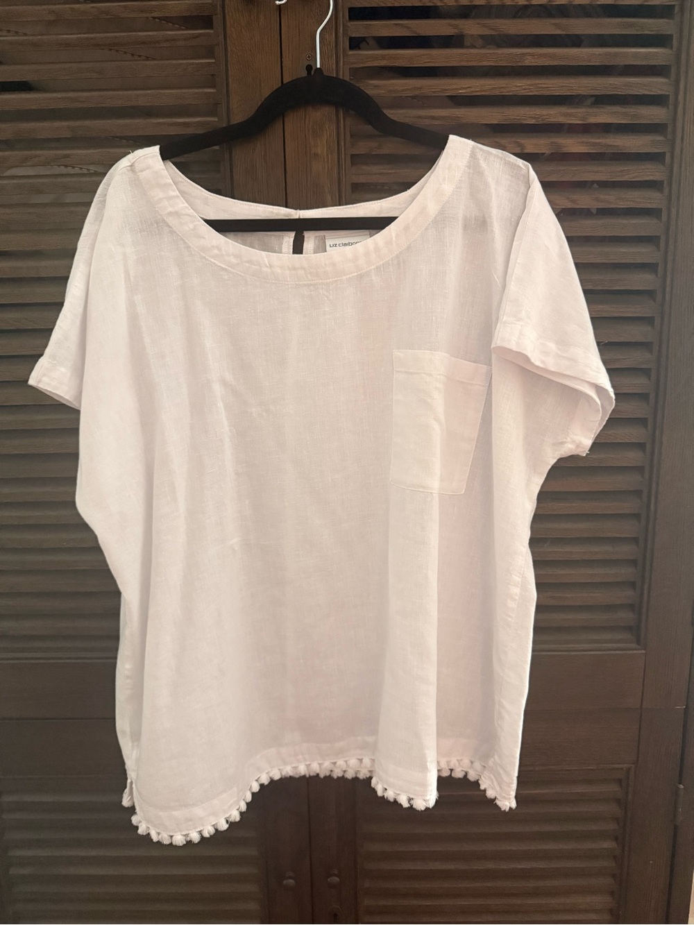 Liz Claiborne white Linen-Blend Short Sleeve Tunic with Pocket
